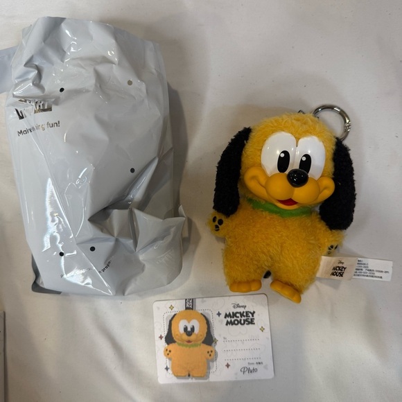 Pop Mart Disney Mickey and Friends Pluto - Picture 2 of 15